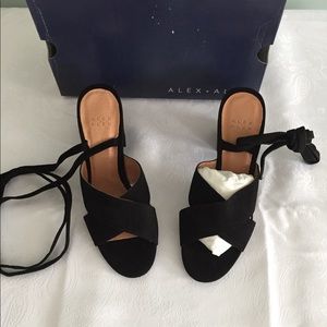 NIB Alex and Alex black suede lace up sandals. 8